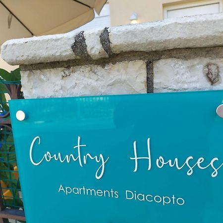 Diacopto Country Houses ดิอาคอปโต ภายนอก รูปภาพ